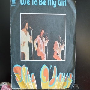 Use Ta Be My Girl Image