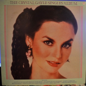 The Crystal Gayle Singles Album Image
