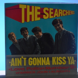 Ain't Gonna Kiss Ya EP Image