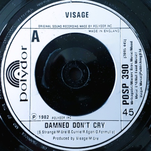 The Damned Don't Cry Image