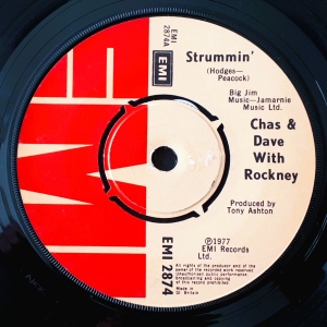 Strummin' Image