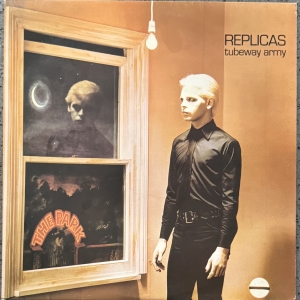 Replicas Image