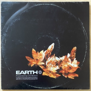 Earth (Volume 7) Image